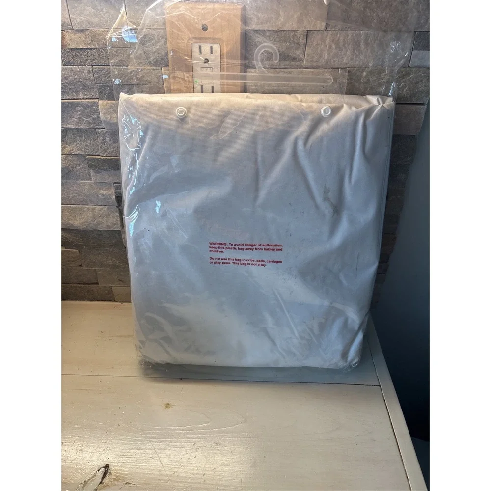 PRIVA Double BED MATTRESS / PROTECTOR /NEW‎
